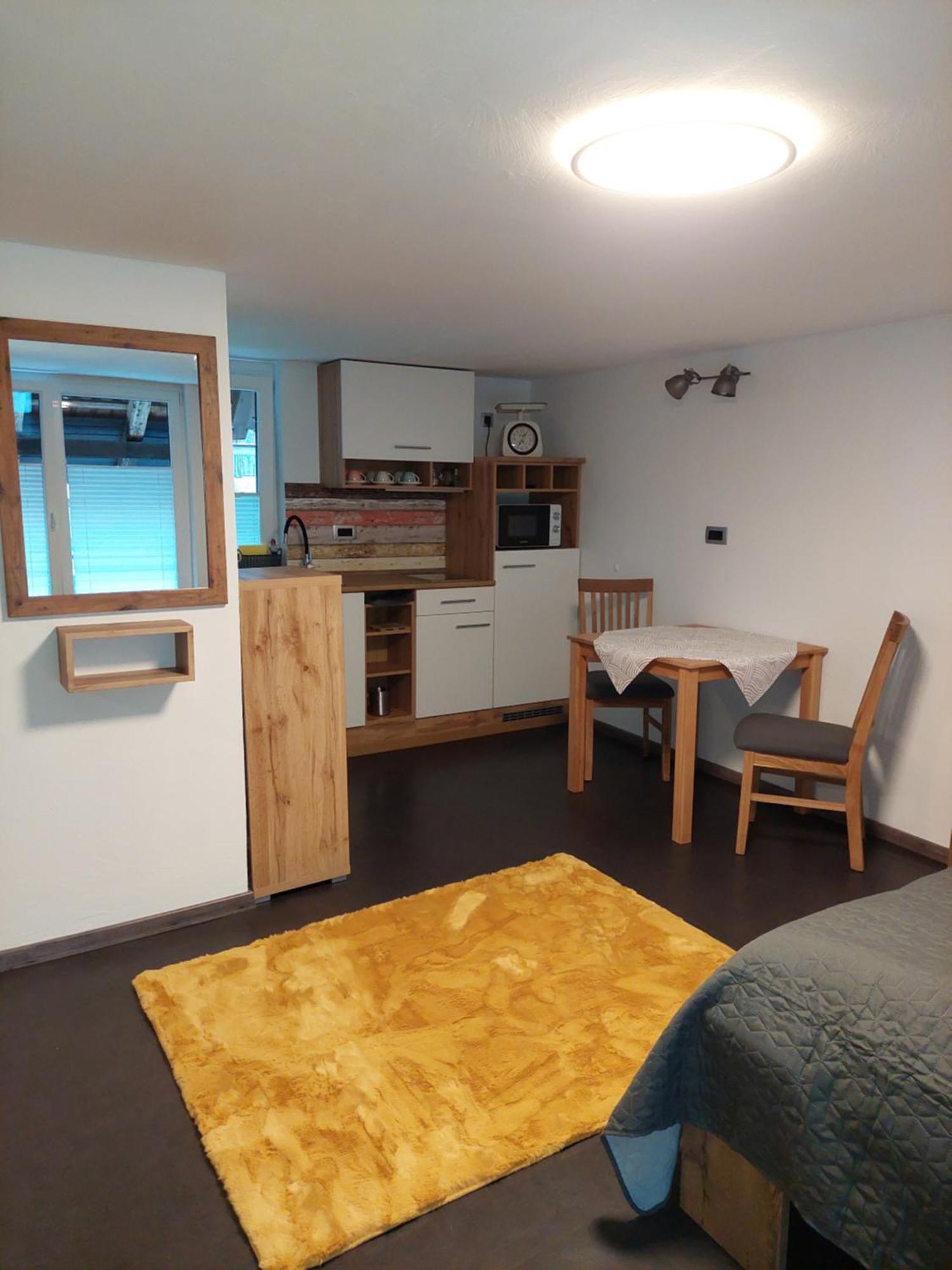 Apartmaji Pr'Pisk Bohinjska Bela Szoba fotó